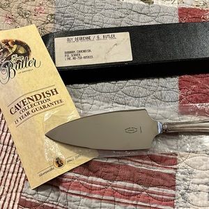 NWT Sheffield Dubarry Cavendish pie server silver plated